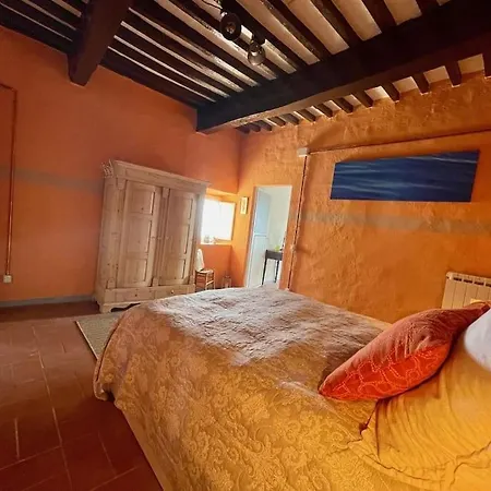 Ferienwohnung Tramonto Toskana شقة *